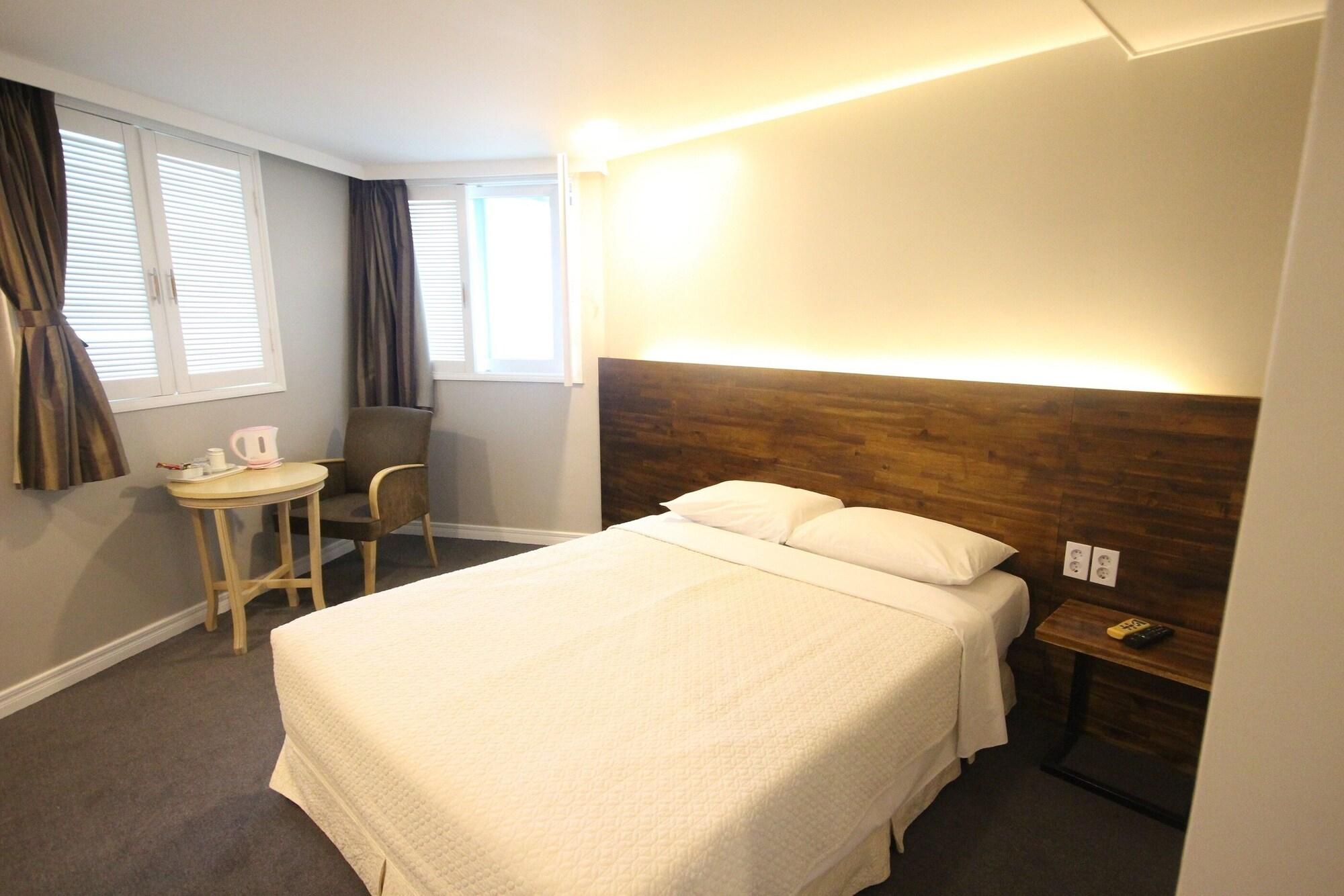 Hotel Ocean View Ilsan Ni Exteriör bild