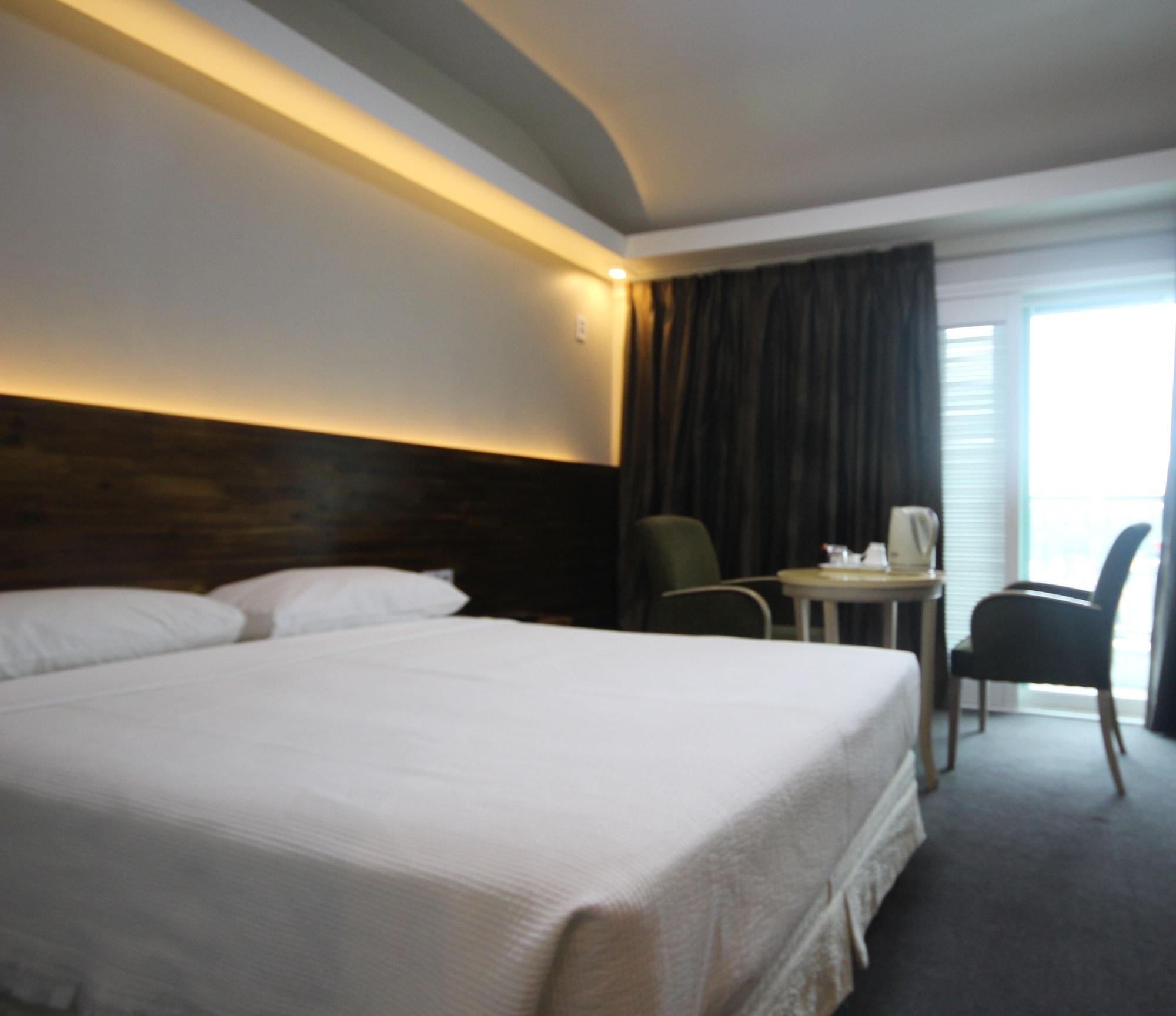 Hotel Ocean View Ilsan Ni Exteriör bild
