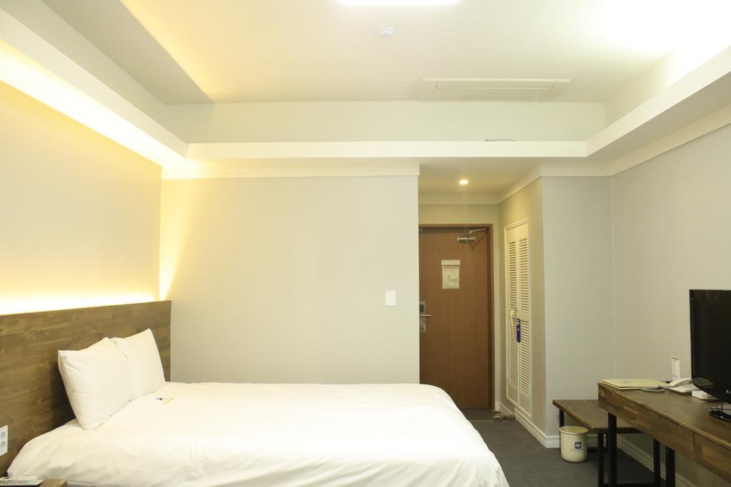 Hotel Ocean View Ilsan Ni Exteriör bild